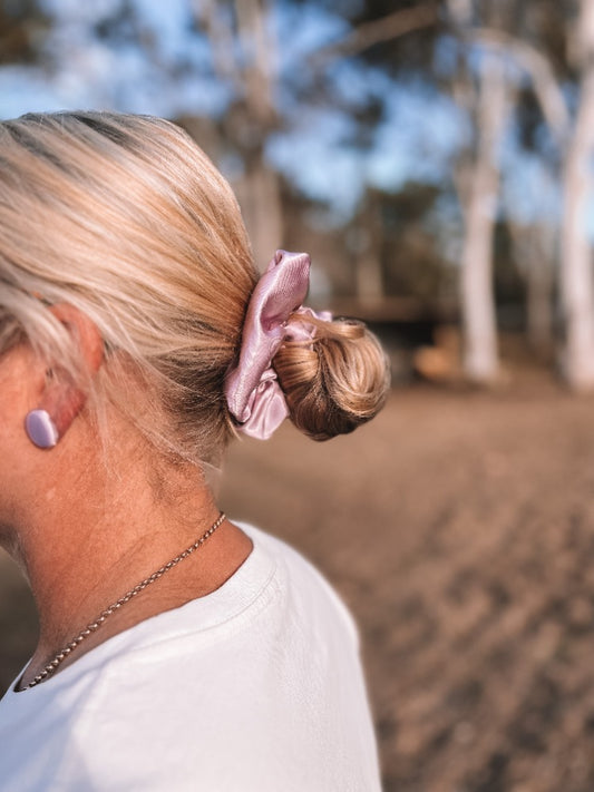 Lilly Scrunchie